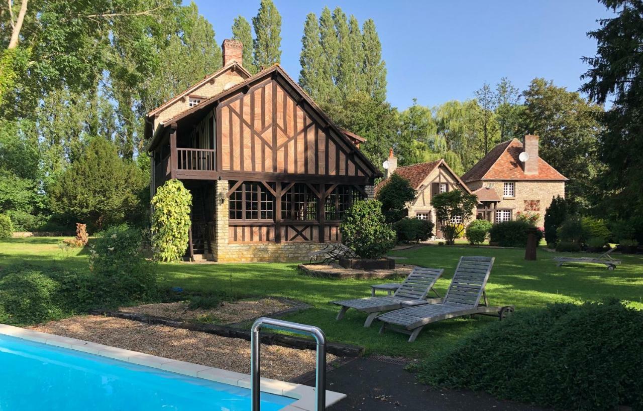 Hotel Le Domaine Du Moulin Foulon Essay Esterno foto